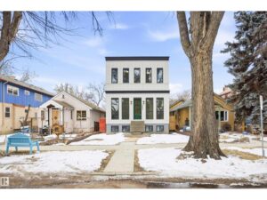 9807 90 AV NW, Edmonton